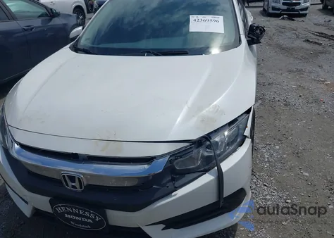 2018 Honda Civic Ex z USA, uszkodzony, nr VIN 19XFC2F73JE016753